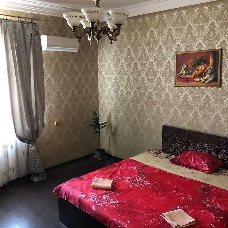 Apartment in the city centre Dnipro Exterior foto