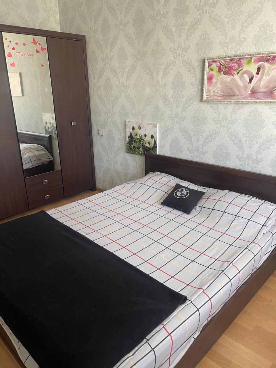 Apartment in the city centre Dnipro Exterior foto