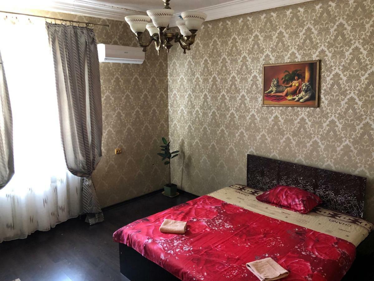 Apartment in the city centre Dnipro Exterior foto